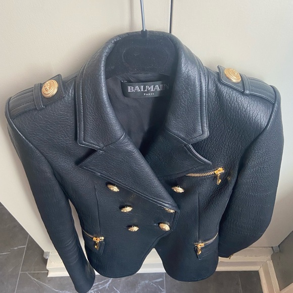 Balmain Black and Gold Blazer with Military-Inspired Design - Picture 5 of 10